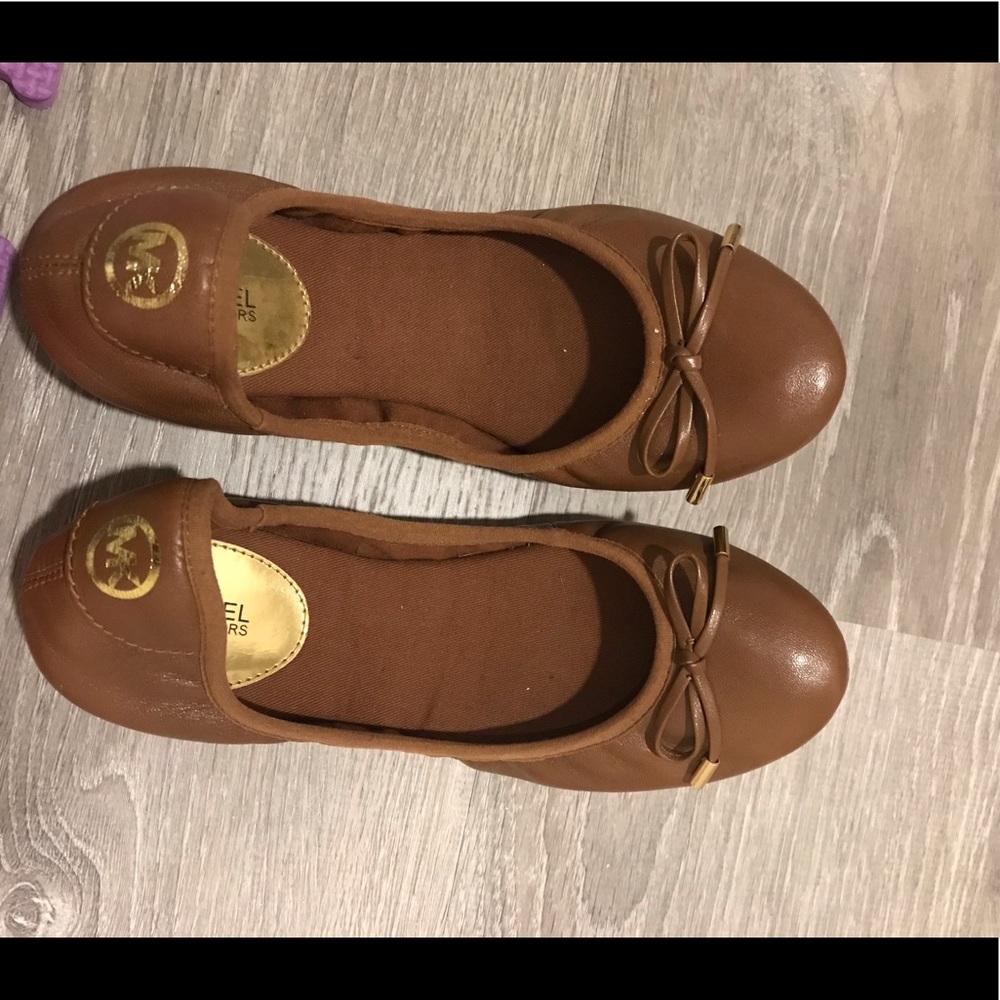 Michael Kors flats worn once,excellent condition